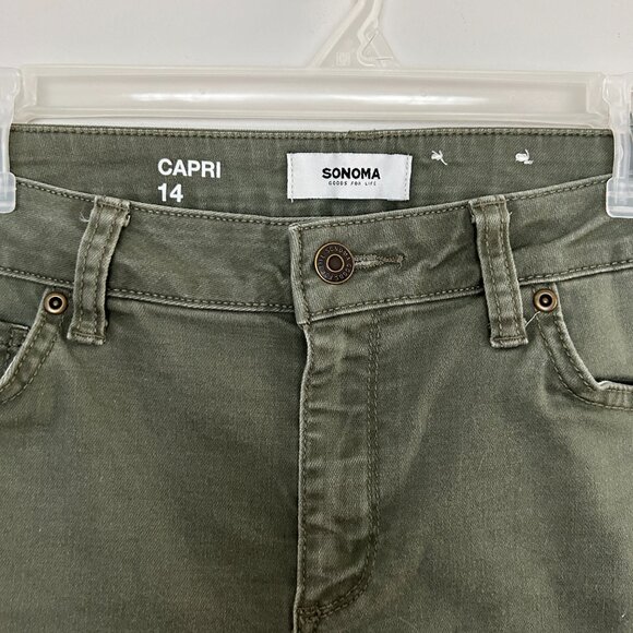 SONOMA Capri Crop Stretch Ladies Olive Green Soft Jeans. Size 14. Zip Pockets - Picture 4 of 12